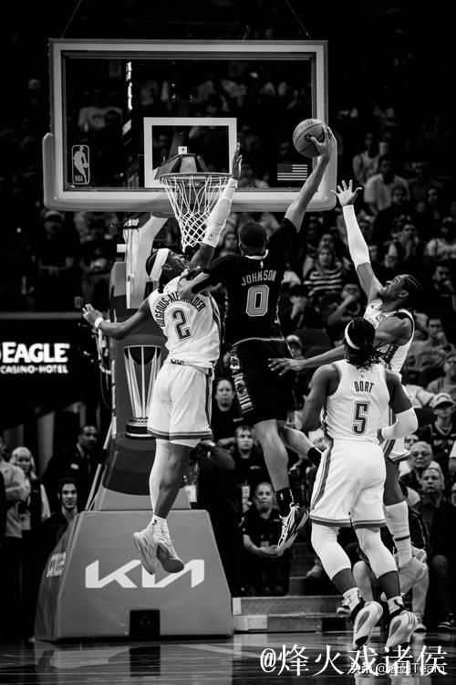 查克|马刺观察：文班回归助球队冲击NBA杯决赛